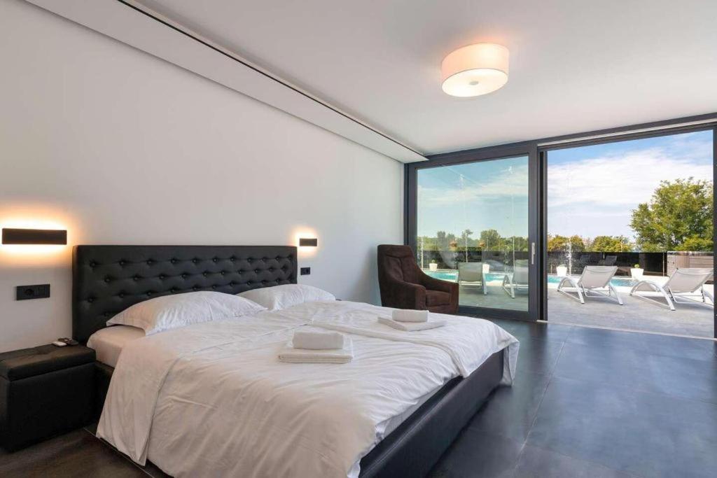 Seaview Apartment Funtana Exterior photo